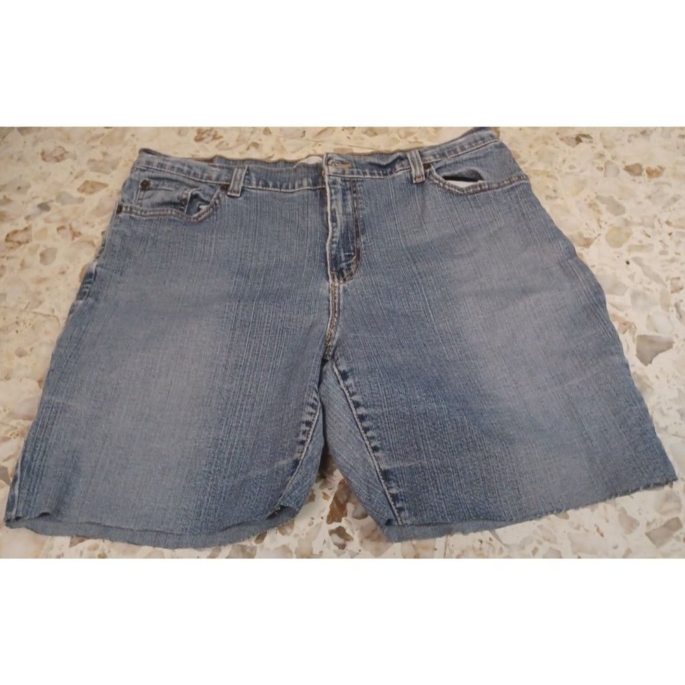Levi's 550 Relaxed Women's Jean Shorts/Cut-offs Blue 16P